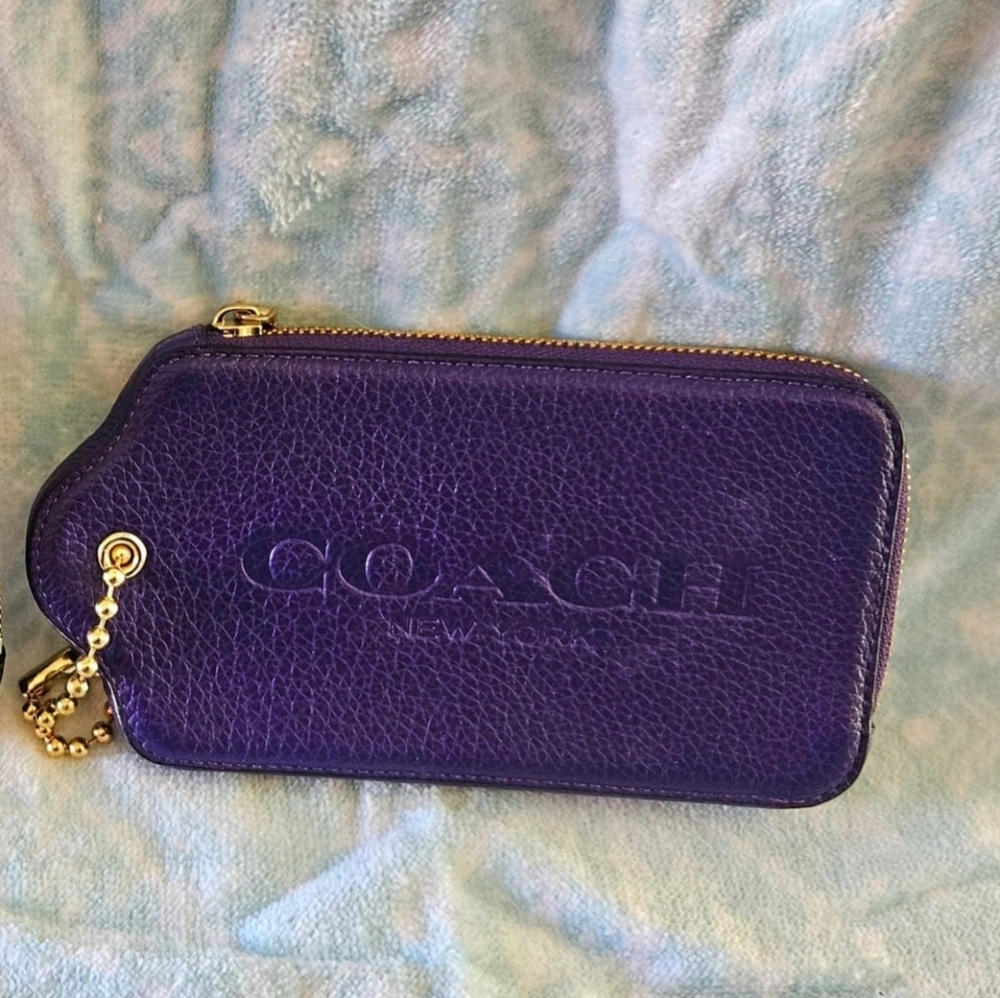 Coach Purple Pebbled Leather 52507 XL Hangtag Multifunction Case New Without Tag